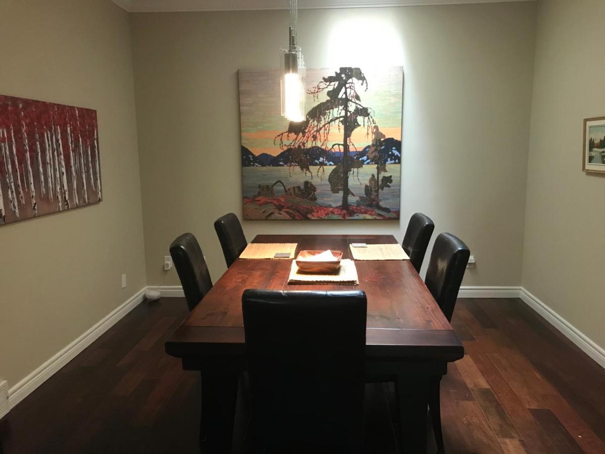Cozy Luxury On The Thames In Ontario! Apartman London Kültér fotó