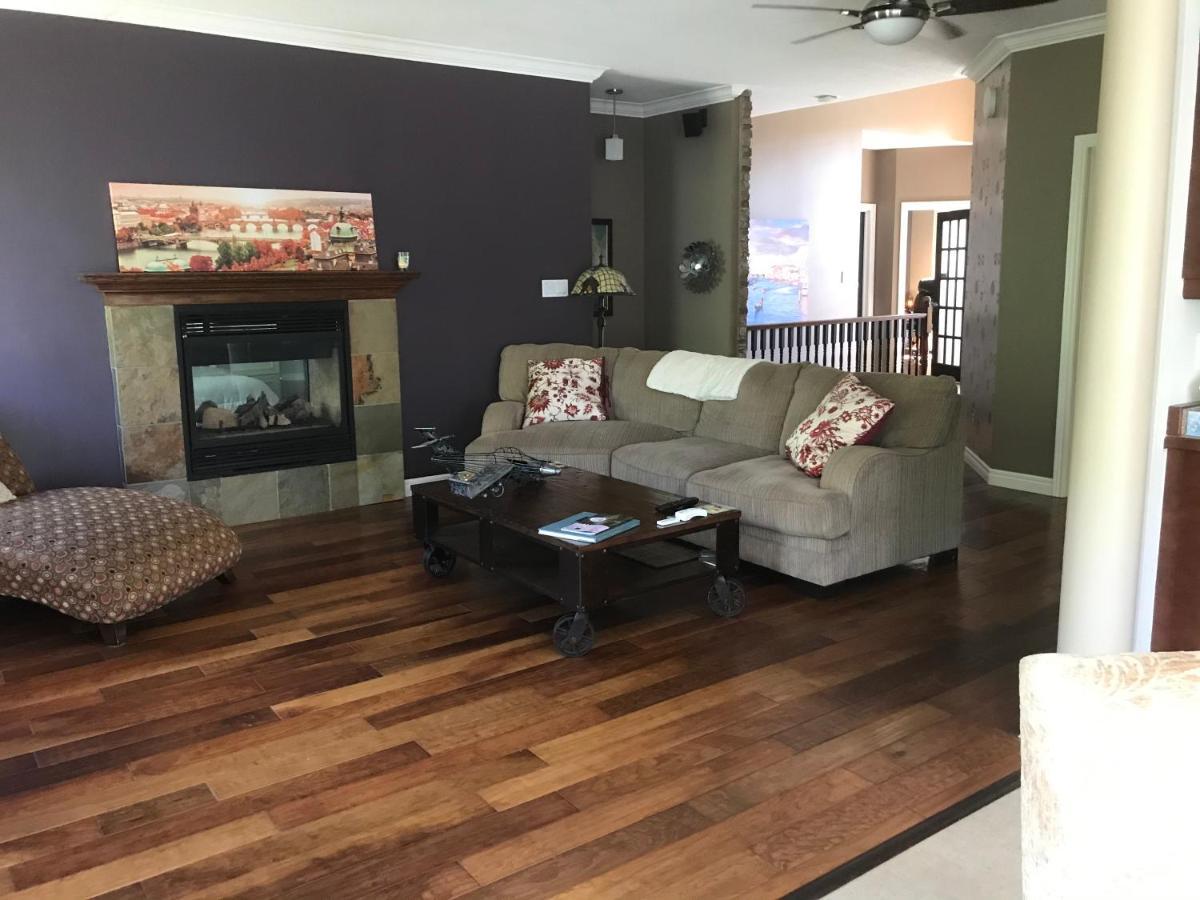 Cozy Luxury On The Thames In Ontario! Apartman London Kültér fotó